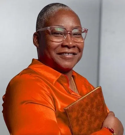 Verbetering financiële positie door beleid gewezen ministers Achaibersing en Raghoebarsing  