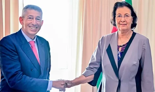 Franse ambassadeur bespreekt versterking samenwerking met president Simons