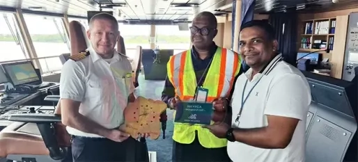 Luxe expeditieschip doet Suriname aan: kans voor duurzame groei cruisetoerisme