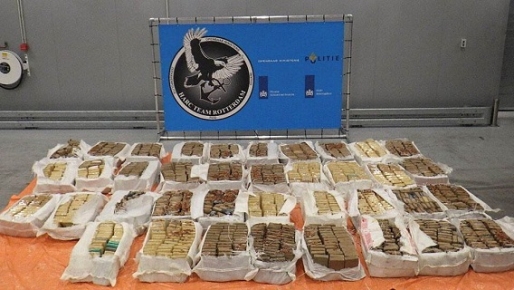 Een deel van de onderschepte drugs op de Rotterdamse haven Een deel van de onderschepte drugs op de Rotterdamse haven
