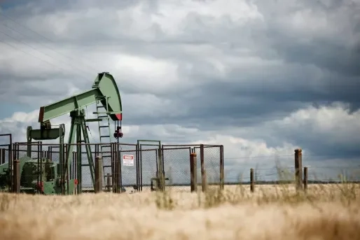 Olieprijs daalt door OPEC+ productieverhoging en zorgen over overaanbod
