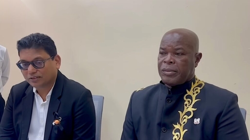 Kabinet en politieke top tekenen massaal condoleanceregister Santokhi