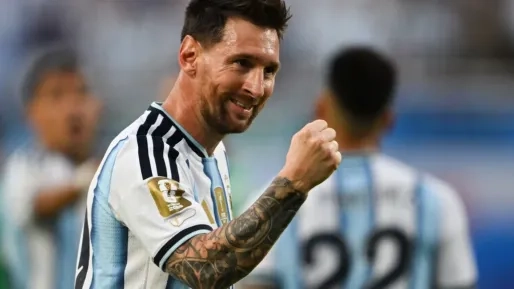 Algerije vraagt FIFA om rode kaart voor Messi na duel met Argentinië