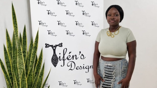Tifén Akobe opent eigen modezaak na tien jaar bouwen aan droom
