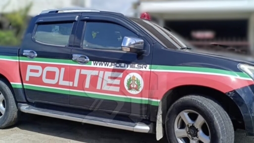 Vrouw in eigen appartement beroofd