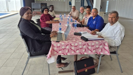 SVJ en VRTS slaan handen ineen voor accreditatie mediaveld in Suriname