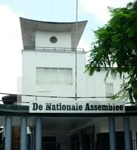 Column: Een parlement in gijzeling van persoonlijke en partij politieke belangen