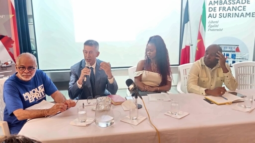 Franse ambassadeur: visum verplicht voor dagtrip naar Frans-Guyana