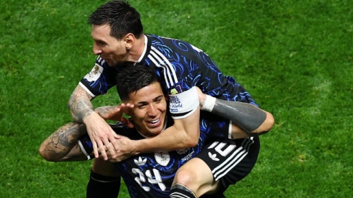 Argentinië breekt Engelse droom met late comeback en bereikt WK-finale