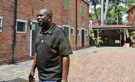 Moiwana-voorzitter Ajintoena put hoop uit 8 December-vonnis