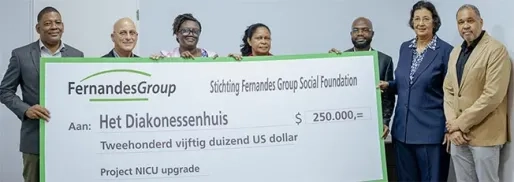 Fernandes steunt kwetsbare baby’s met forse bijdrage aan Diakonessenhuis