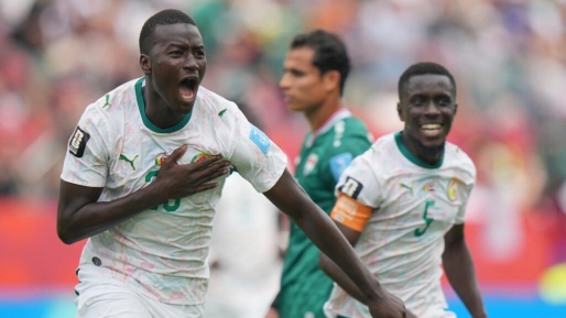 Senegal verslaat Irak met 5-0 en houdt WK-droom levend