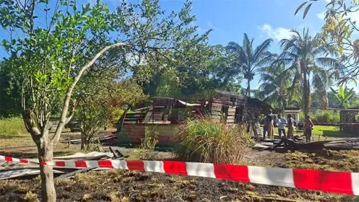 Verkoold lichaam aangetroffen na woningbrand in Albina