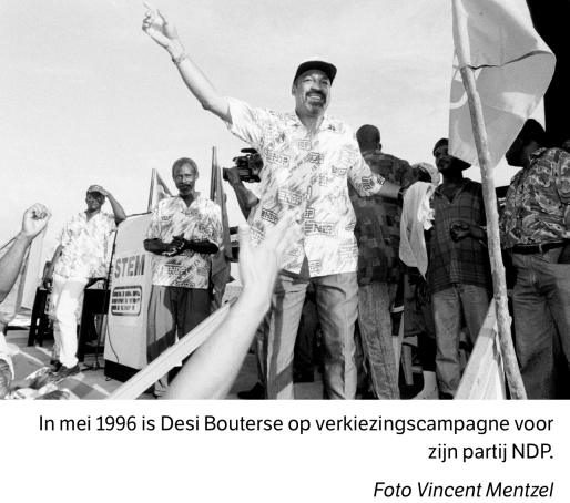 In mei 1996 is Desi Bouterse op verkiezingscampagne voor zijn partij NDP. Foto Vincent Mentzel In mei 1996 is Desi Bouterse op verkiezingscampagne voor zijn partij NDP. Foto Vincent Mentzel
