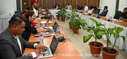 Regering bereidt transparante machtsoverdracht voor
