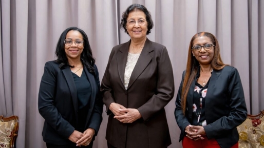 Rotary District Governor op bezoek bij president Simons voor samenwerking en jeugdprojecten