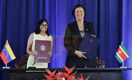 Suriname en Venezuela tekenen tien documenten, ook PDVSA-kwestie besproken