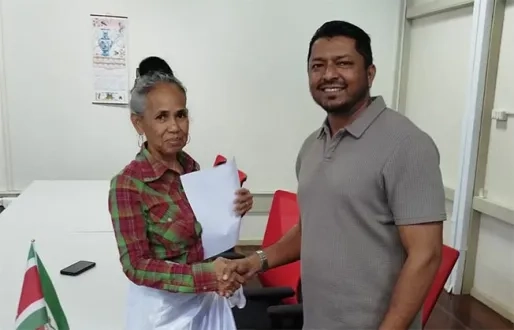 Abdoel registreert zich als eerste bij Anti-Corruptie Commissie