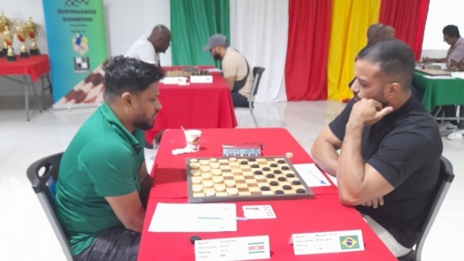 Silva en Salarbaks in polepositie voor Pan-Am-damtitel