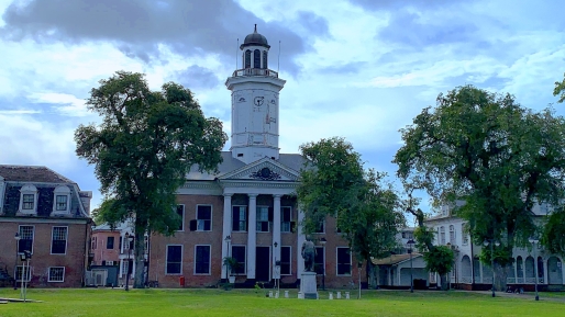 Torengebouw binnenstad Paramaribo krijgt nieuwe toekomst: renovatie van US$ 2 miljoen van start