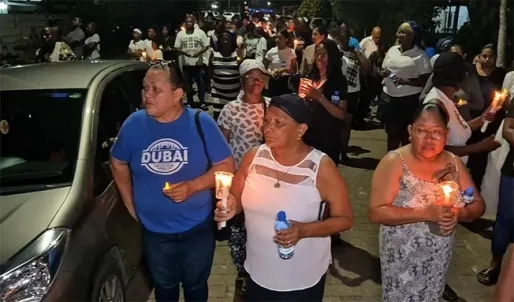 Sophia’s Lust herdenkt slachtoffers busongeluk met stille loop en gebed