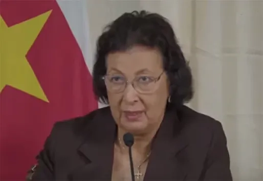 Simons: Punt achter Decemberzaak; geen gratieverzoek, geen discussie