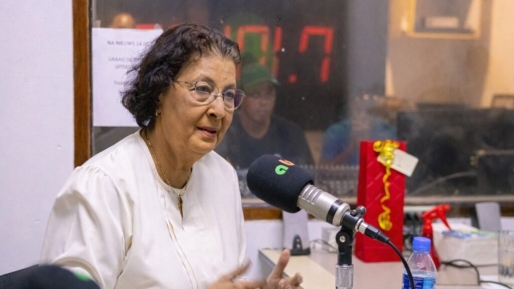 Simons: economie onder druk, brandstofprijs blijft beheerst en hervormingen op komst