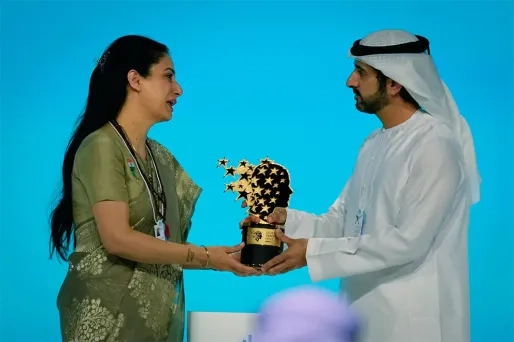 Indiase lerares die honderden leercentra heeft opgericht wint Global Teacher Prize