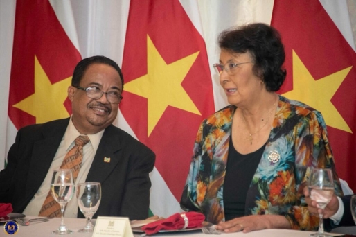 Vice-President versterkt internationale relaties tijdens SEOGS-diner