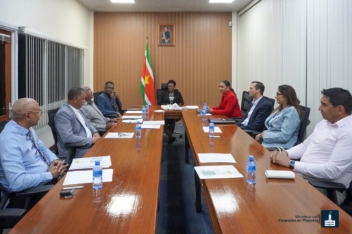 Wijnerman installeert nieuw bestuur Garantiefonds voor Bedrijfskredieten